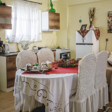 καινούριο σπίτι σε ήσυχη τοποθεσία Apartamento