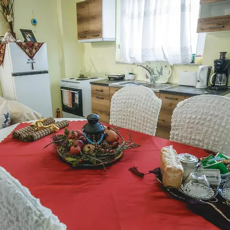 καινούριο σπίτι σε ήσυχη τοποθεσία Нафплион