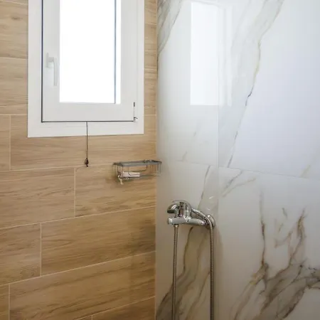 καινούριο σπίτι σε ήσυχη τοποθεσία Apartamento